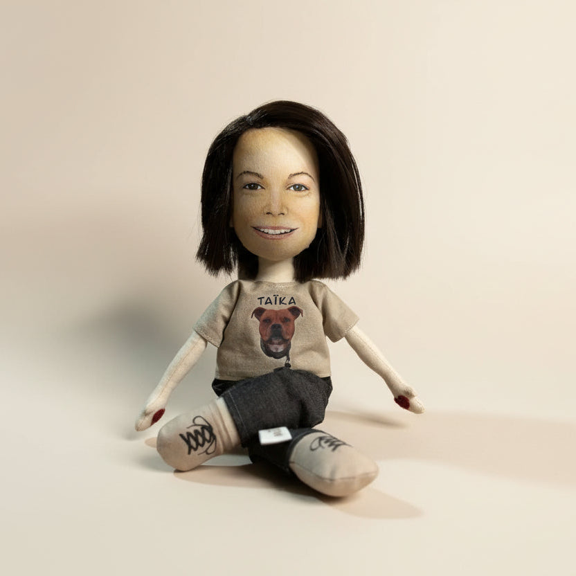 The Personalized Companion &amp; Its Pet